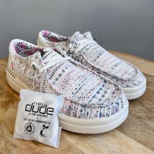 Hey Dude Women's Wendy Rise Boho White Slip-on Shoe Size 8 Casual Shoes Pastel